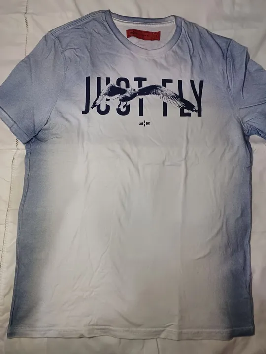 Camiseta Masculina - Hangar 33 Estampa Just Fly - Tamanho P