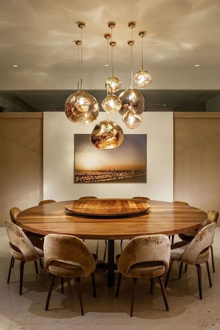 Mesa de jantar redonda em madeira - Foto 4