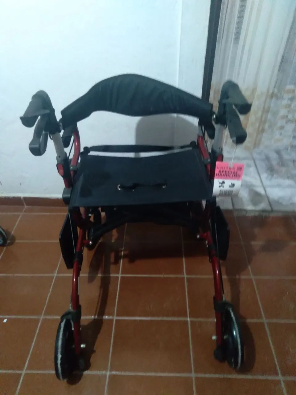 Andadores pra idosos e banho 