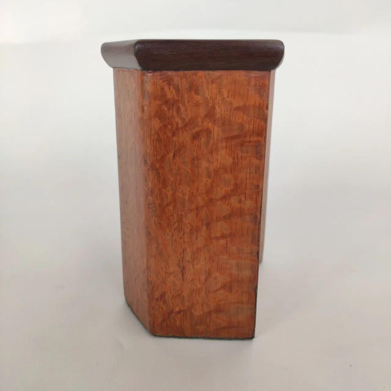 Vaso Decorativo de Mesa em Inox com Revestimento de Madeira - Design Sofisticado - Foto 5