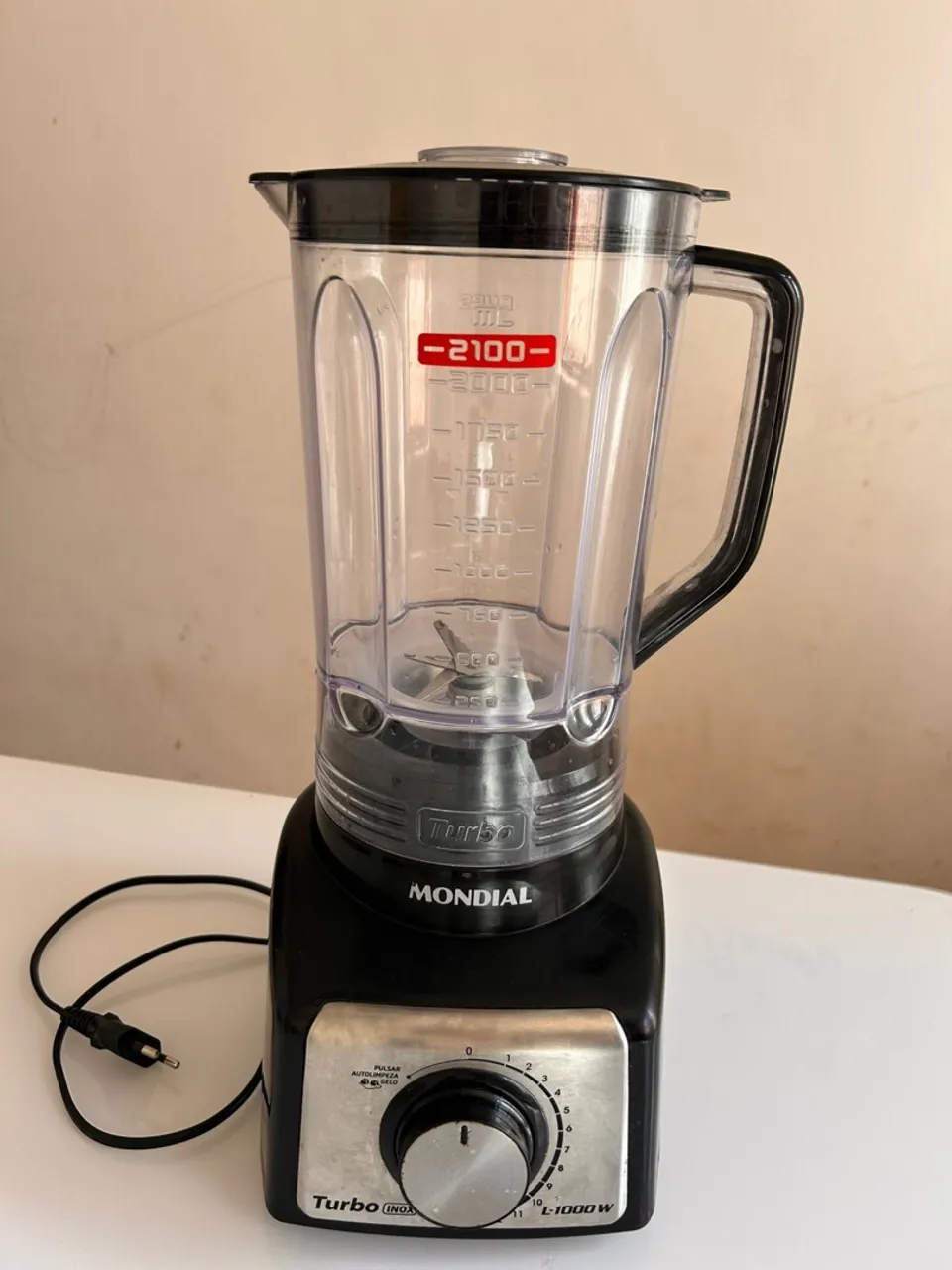 Liquidificador e sanduicheira