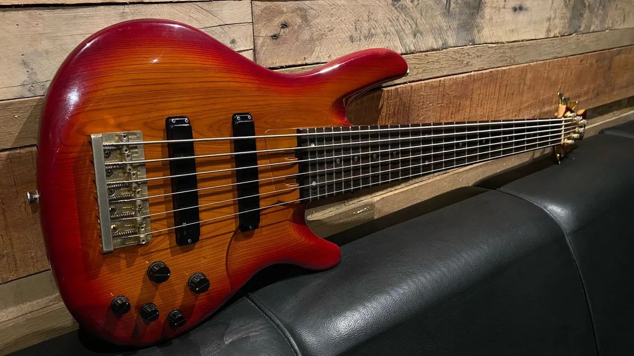 Baixo Yamaha TRB 6i Slap Cut - Foto 5