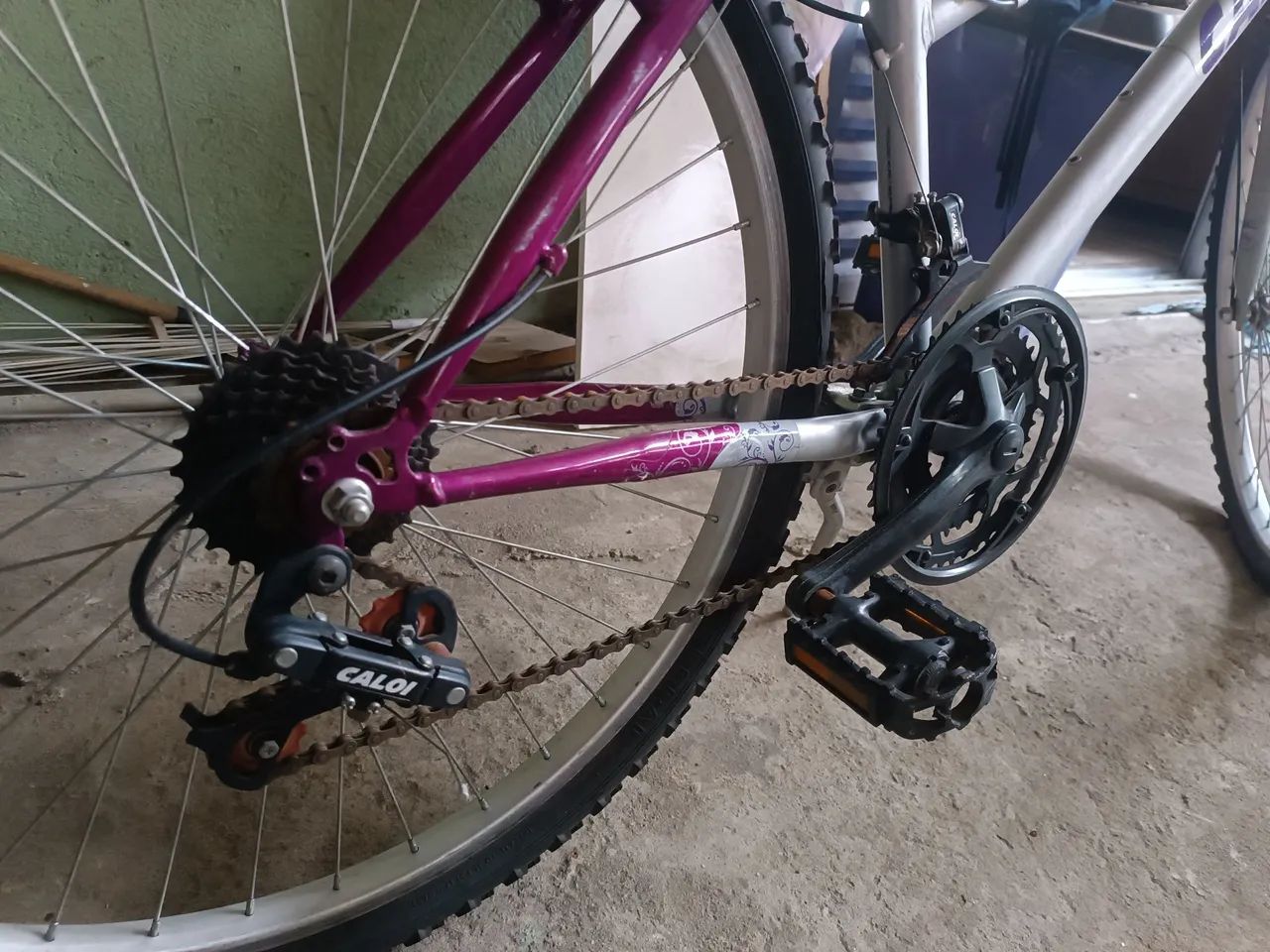 Bicicleta Caloi Ventura Aro 26 - 21 Marchas - Foto 3