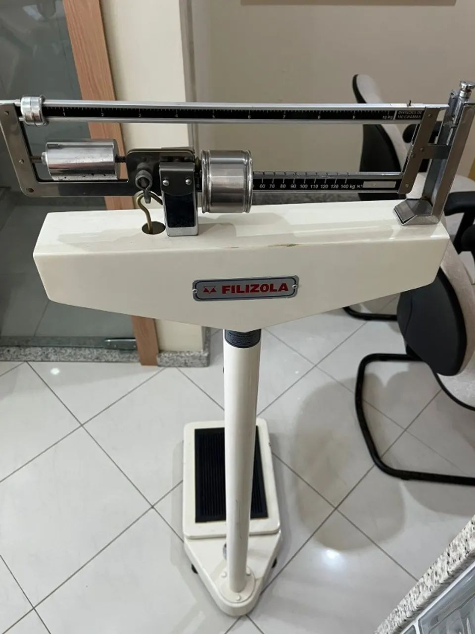 Balança Antropométrica Filizola Mecânica 150kg (Usada) - Foto 3