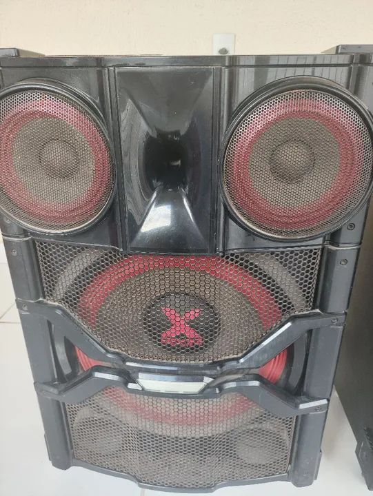 Vendo Par de Caixas do Som LG CM 9740 - Foto 2