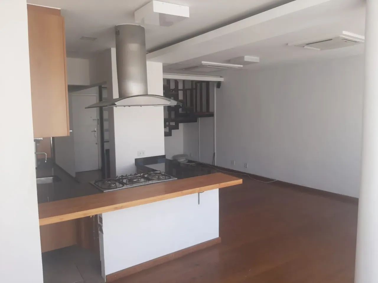 Maravilhosa cobertura triplex na melhor localização do Flamengo - Foto 3