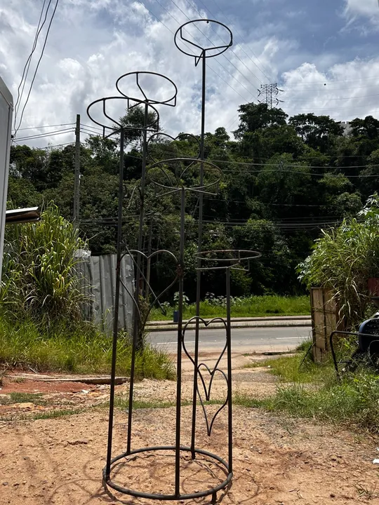 Suporte para Plantas em Ferro - 3 Andares