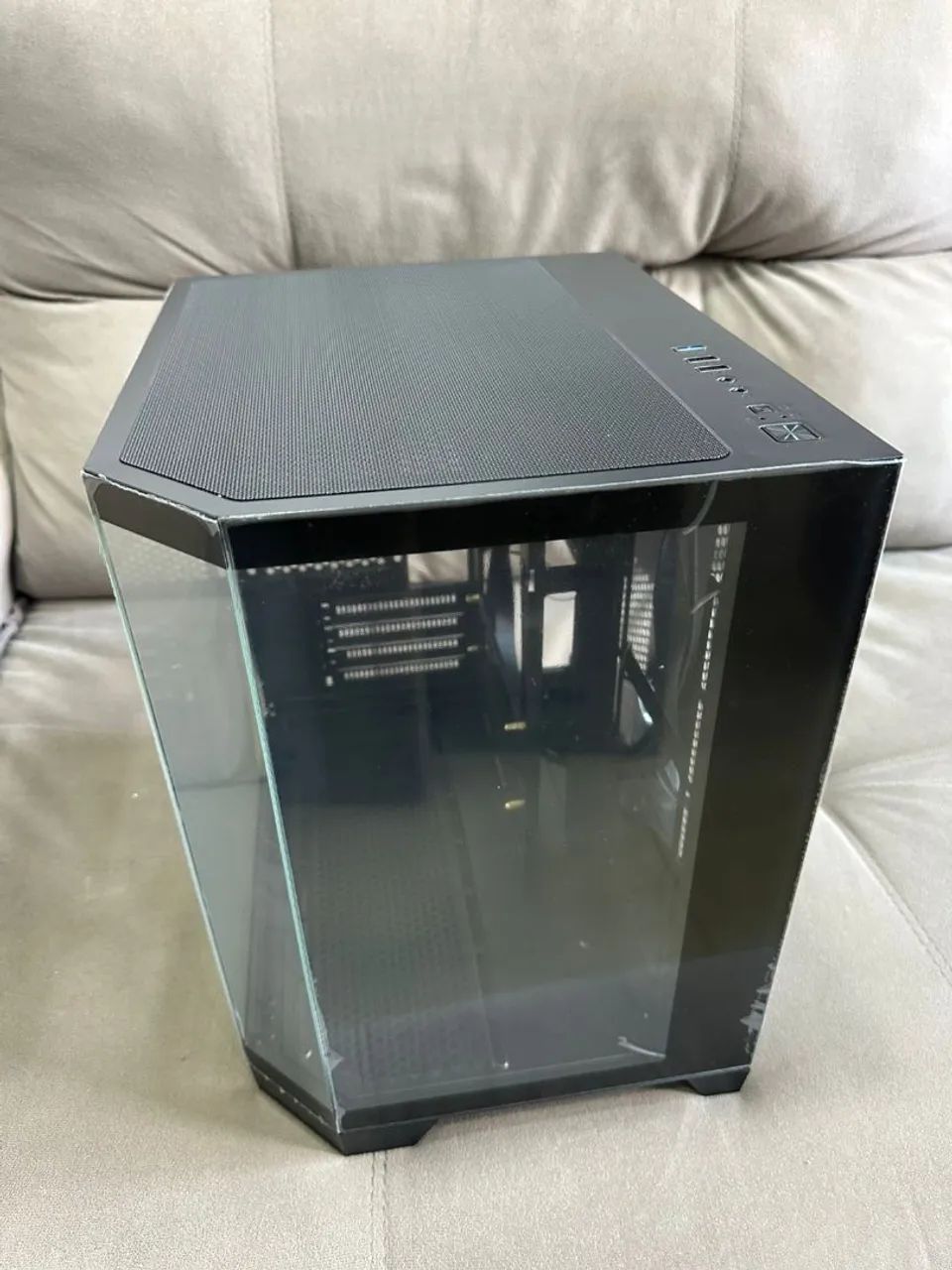 Gabinete gamer angular  - Foto 3