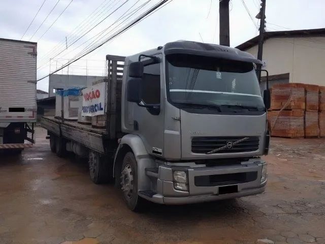 VOLVO VM 260 8X2 CARROCERIA ANO 2010 - Foto 3