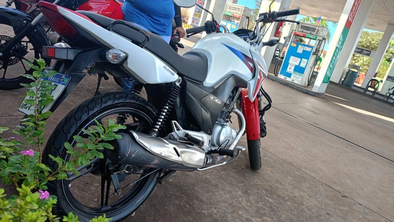 Titan 150  - Foto 2