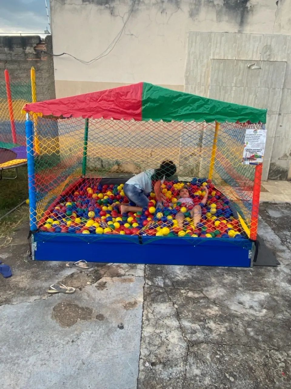 Pula pula e piscina de bolinha  - Foto 3