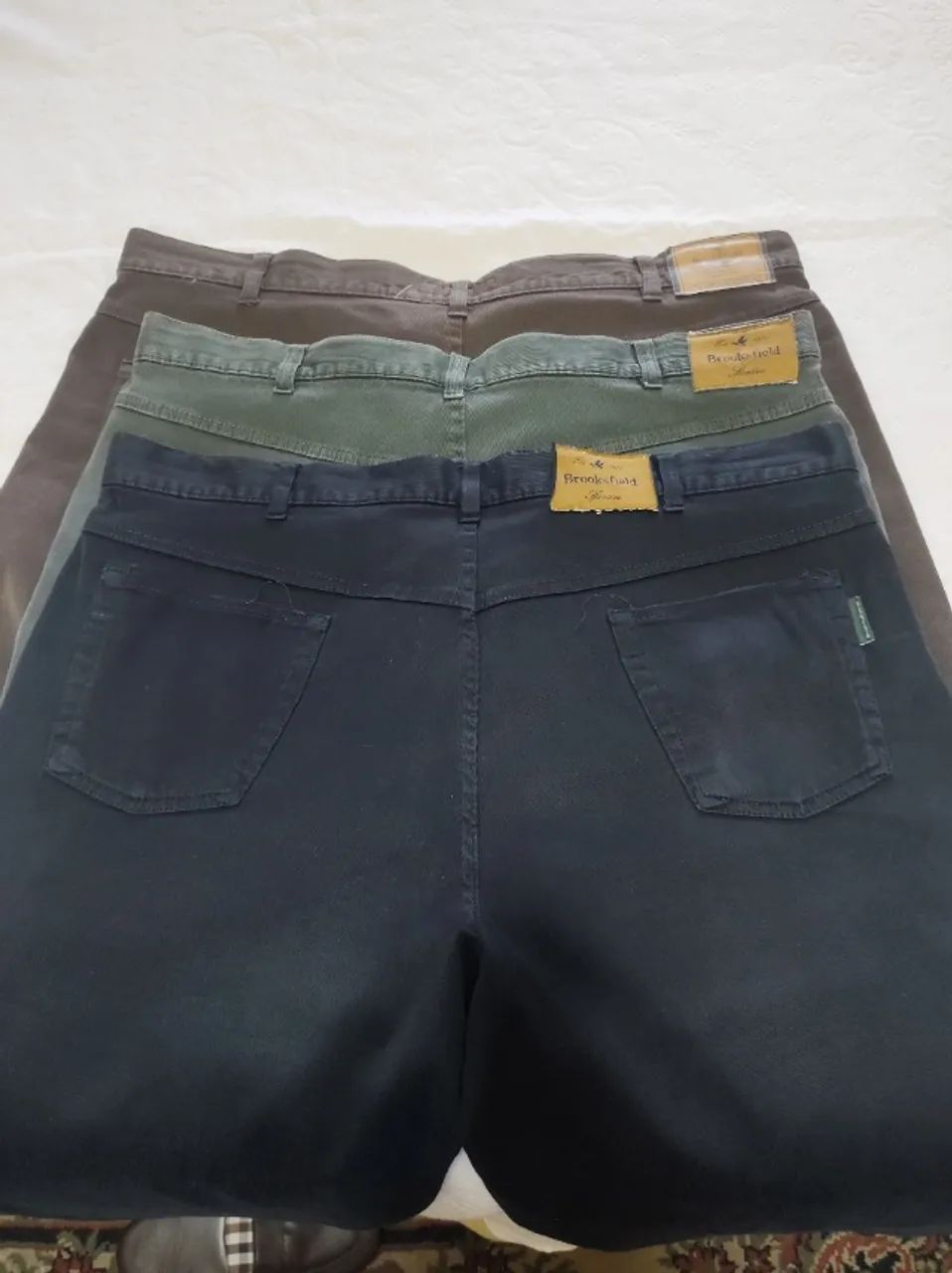 Três Calcas masculinas - Foto 2