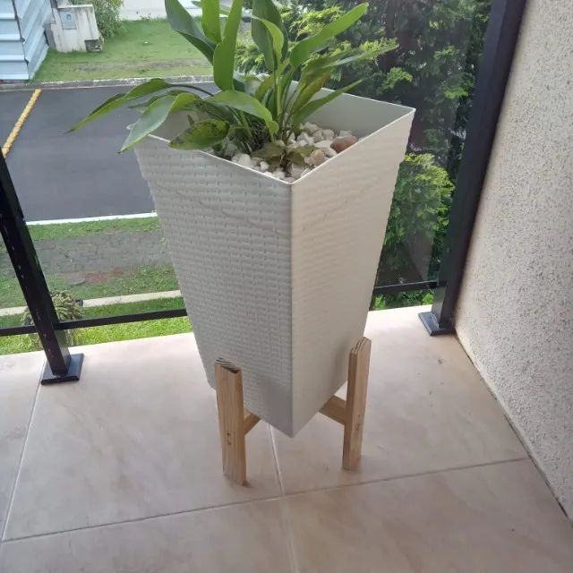 Porta Vaso Madeira  para Vaso Suculentas sku50 - Foto 3