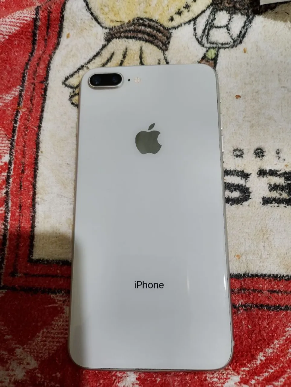 iPhone 8 Plus 400 Reais