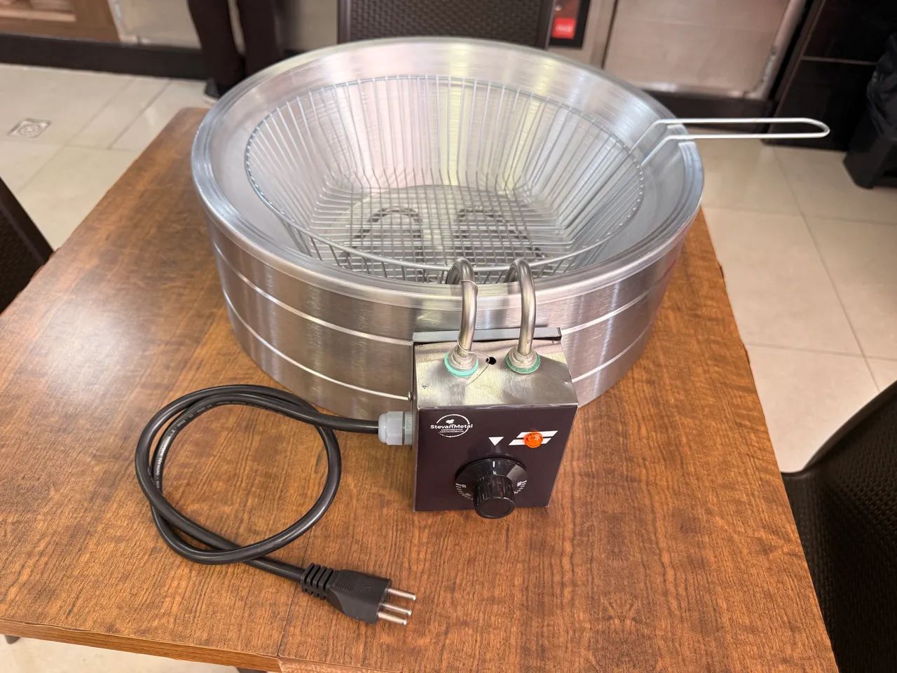 Tacho de fritura elétrico  - Foto 2