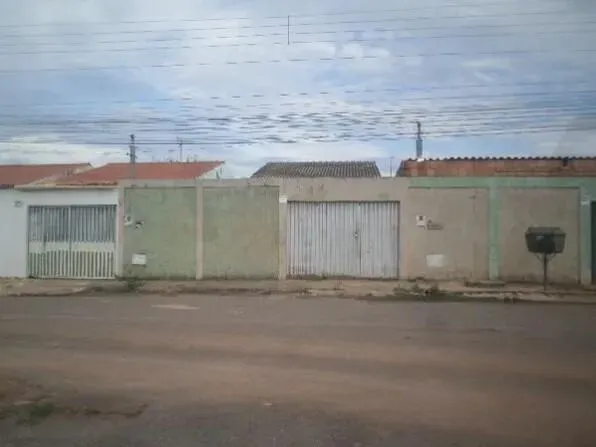 Leilão - SANTO ANTONIO DO DESCOBERTO/GO - CASA