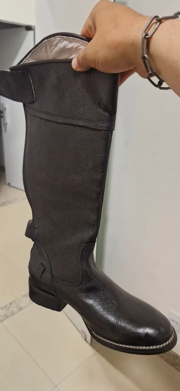 Bota de couro legítimo novíssima - Foto 4