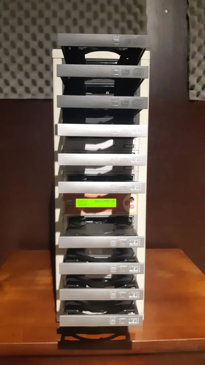  Duplicadora Sata com 10 gravadores Sony - Foto 3