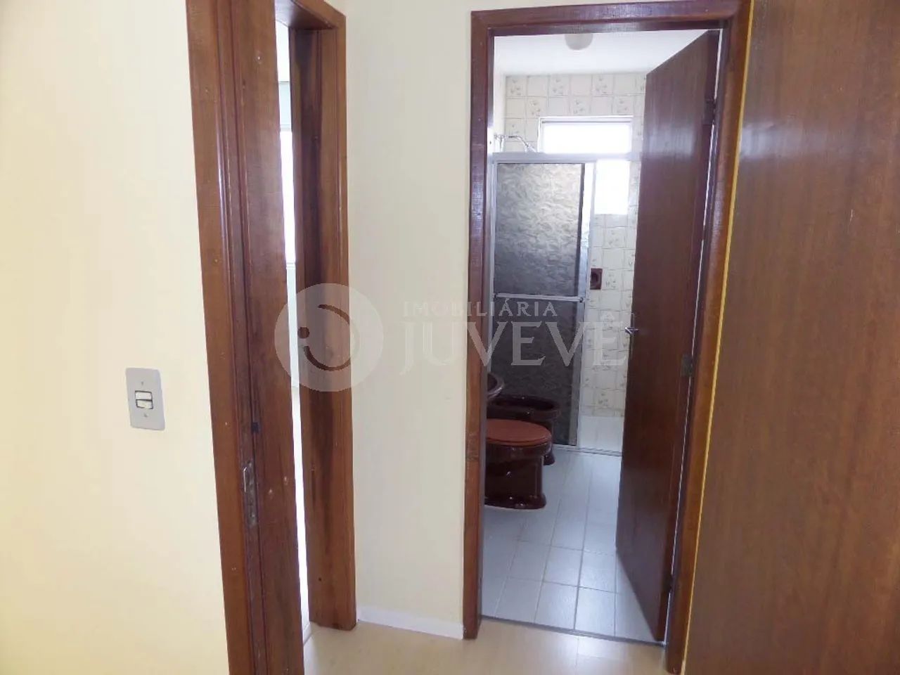 IMOBILIARIA JUVEVÊ ALUGA APARTAMENTO AHU PRX AV ANITA GARIBALDI JUSTIÇA FEDERAL CARTÓRIO D - Foto 5