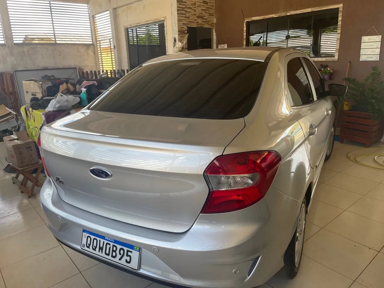 Vende se Ford k sedan  - Foto 3
