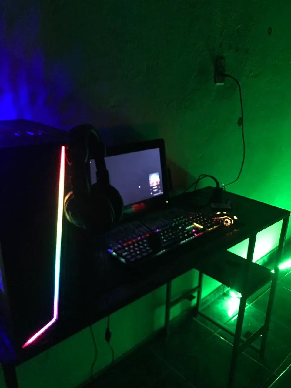 Selling Gaming PC64308001655555120