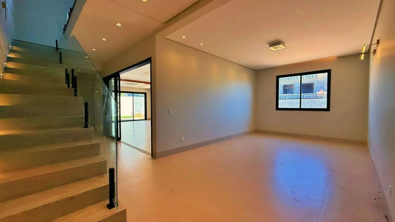 Sobrado 5 Suítes, 432 m² c/ Lazer à Venda no Condomínio Alphaville - Foto 4