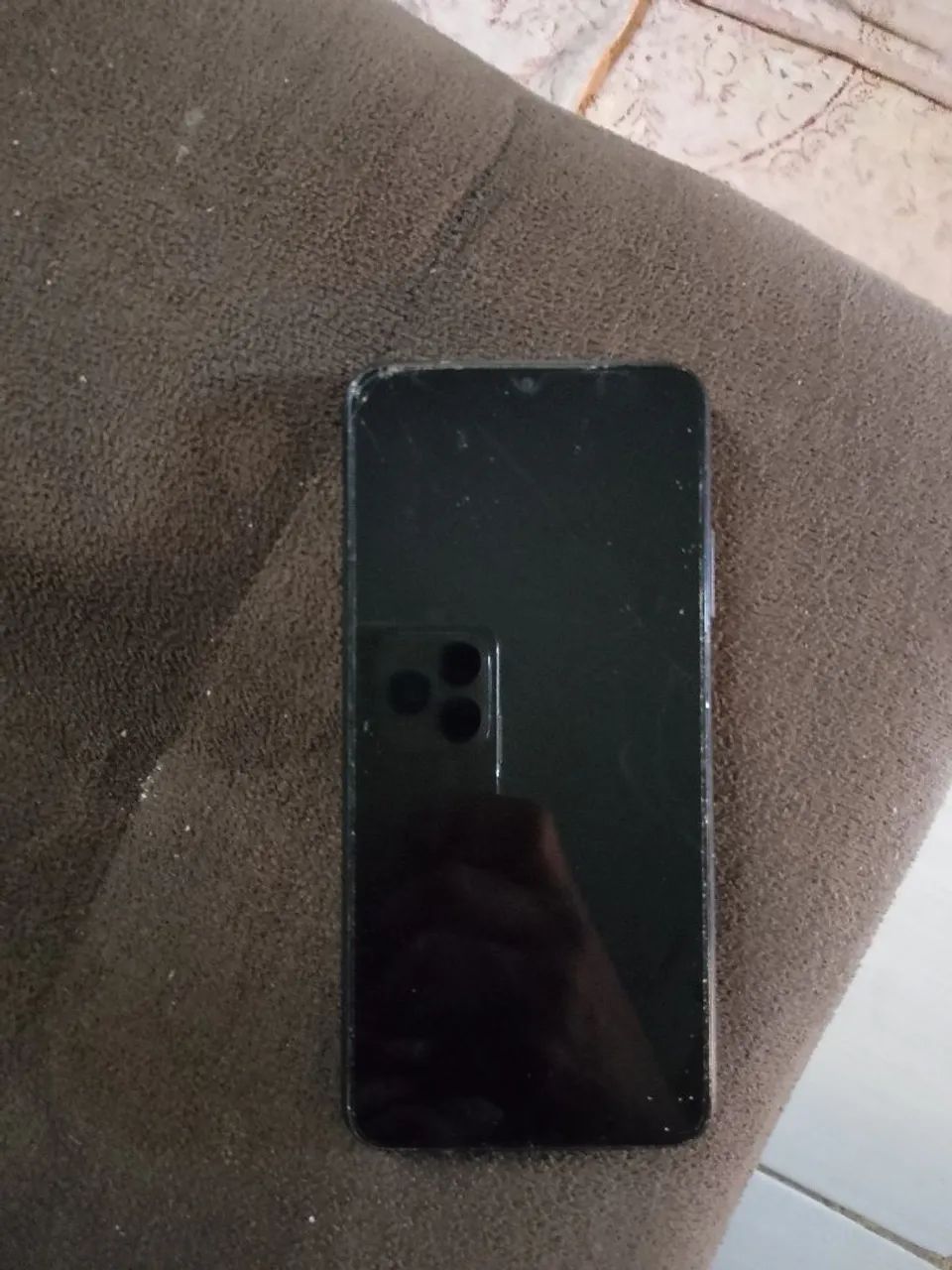 Xiaume redimi 9t 128 gigas 6 ram .........Samsung A51 128 gigas 6 ram ... 