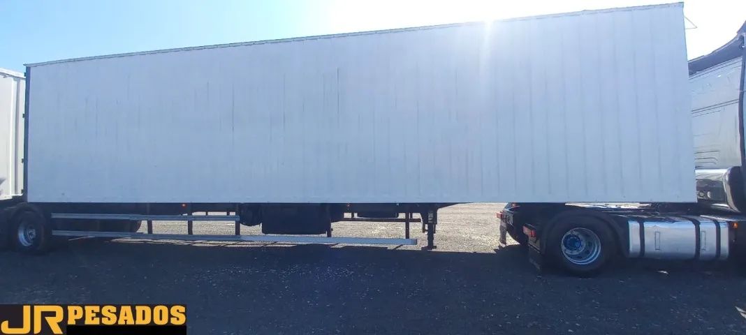 carreta rodofort baú bitrem ano 2011 eixo deslizante 100m³ sem pneus - Foto 3