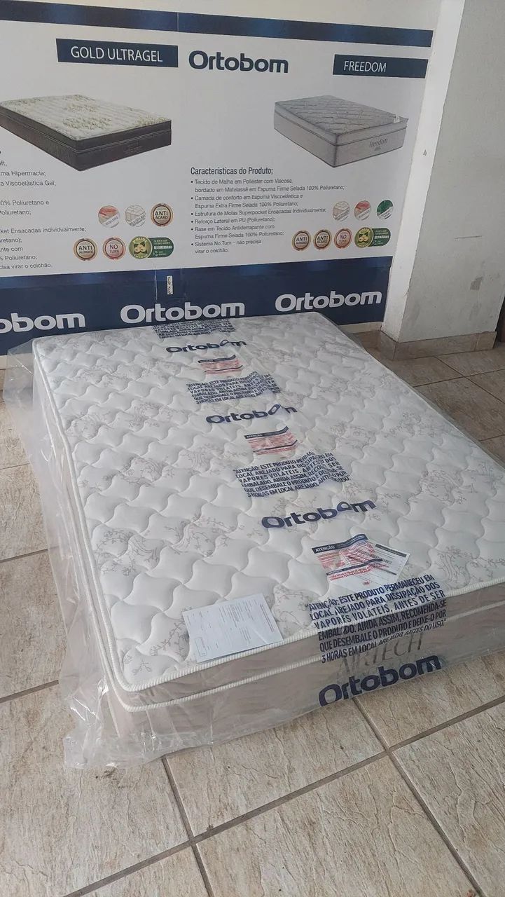Colchão Ortobom casal molas ensacadas 