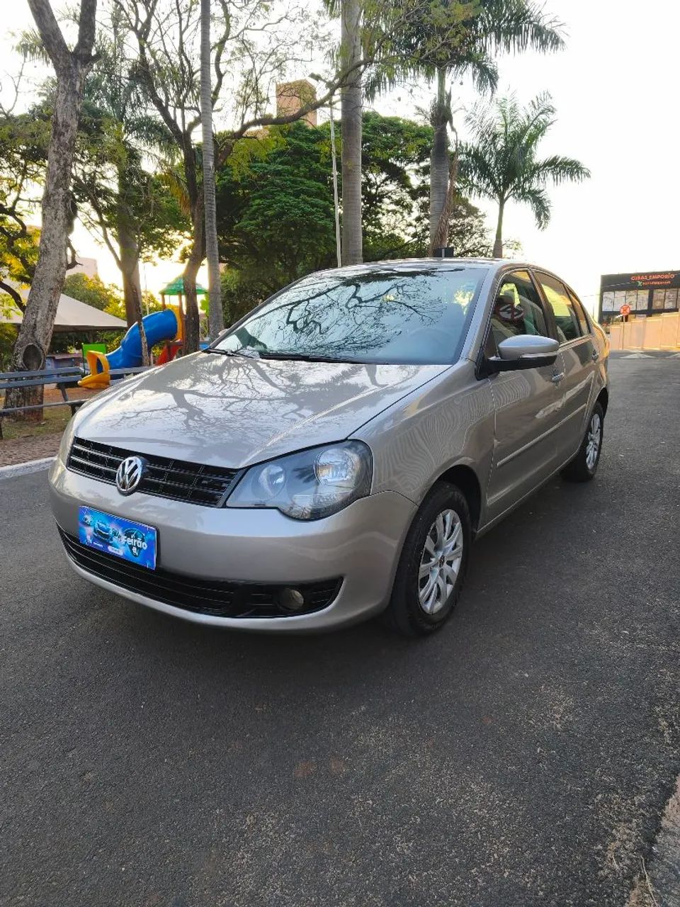 Volkswagen Polo Polo Sedan 1.6 Mi Total Flex 8V 4p 2012