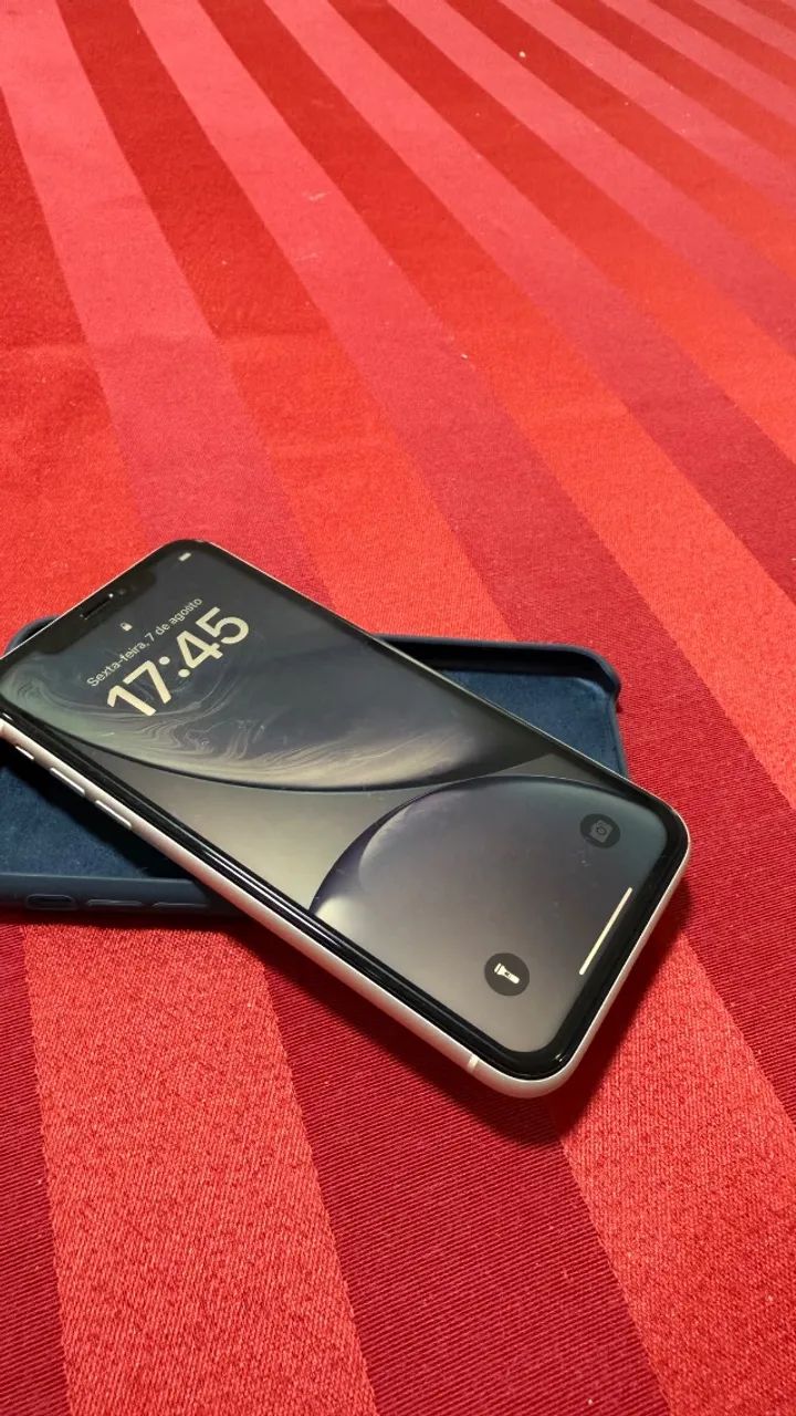 iphone xr 64gb