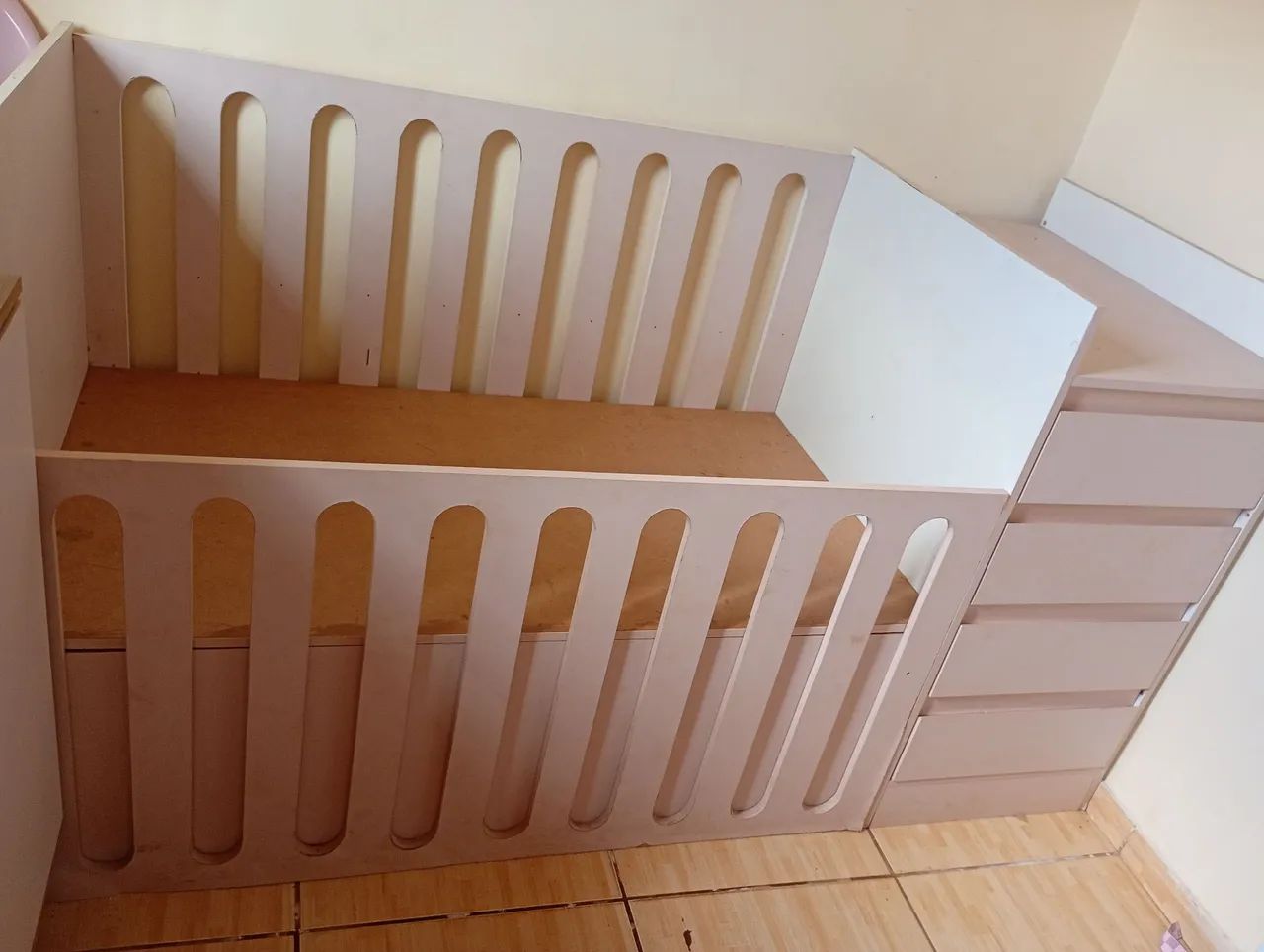 Berço em MDF com gavetas - Foto 2