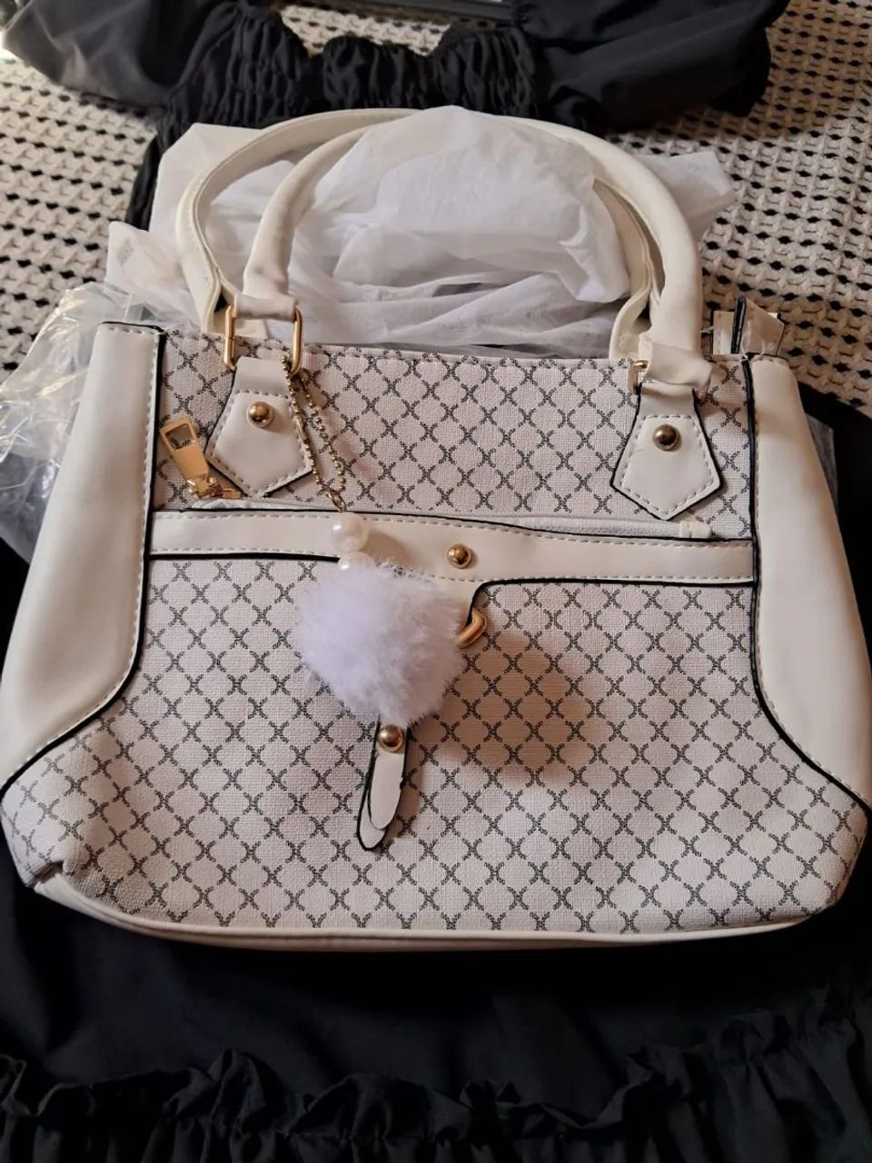 Por. 120. -  Bolsa feminina  - Foto 5