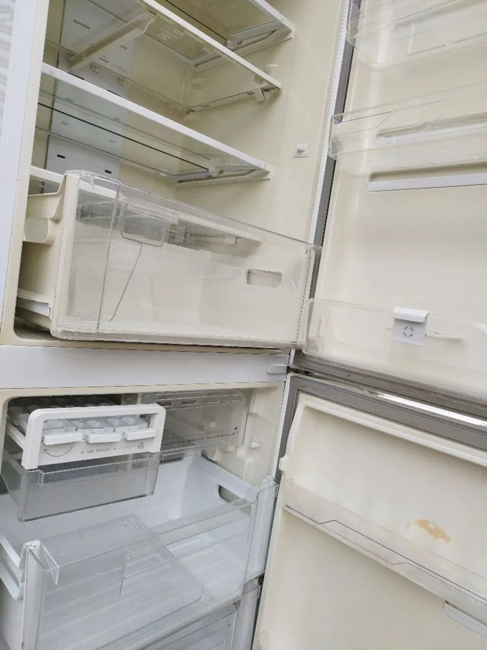 Geladeira Electrolux inverse Frost Free duplex completa painel digital Blue touch! - Foto 5