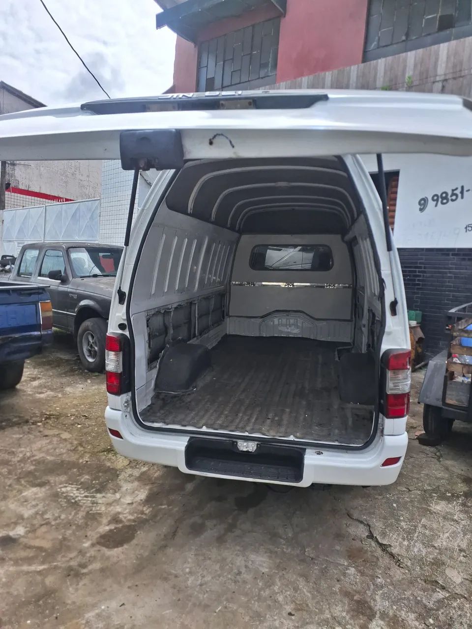 Jinbei Topic Van L 2.2 8V/ 2.0 16V 4P 2011 - Foto 3