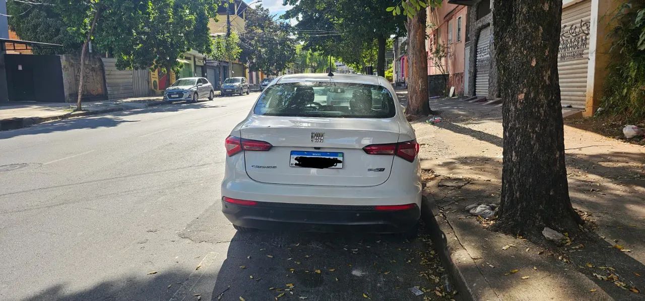 Fiat Cronos Precision 1.3 16V Flex Aut. 2024 - Foto 4