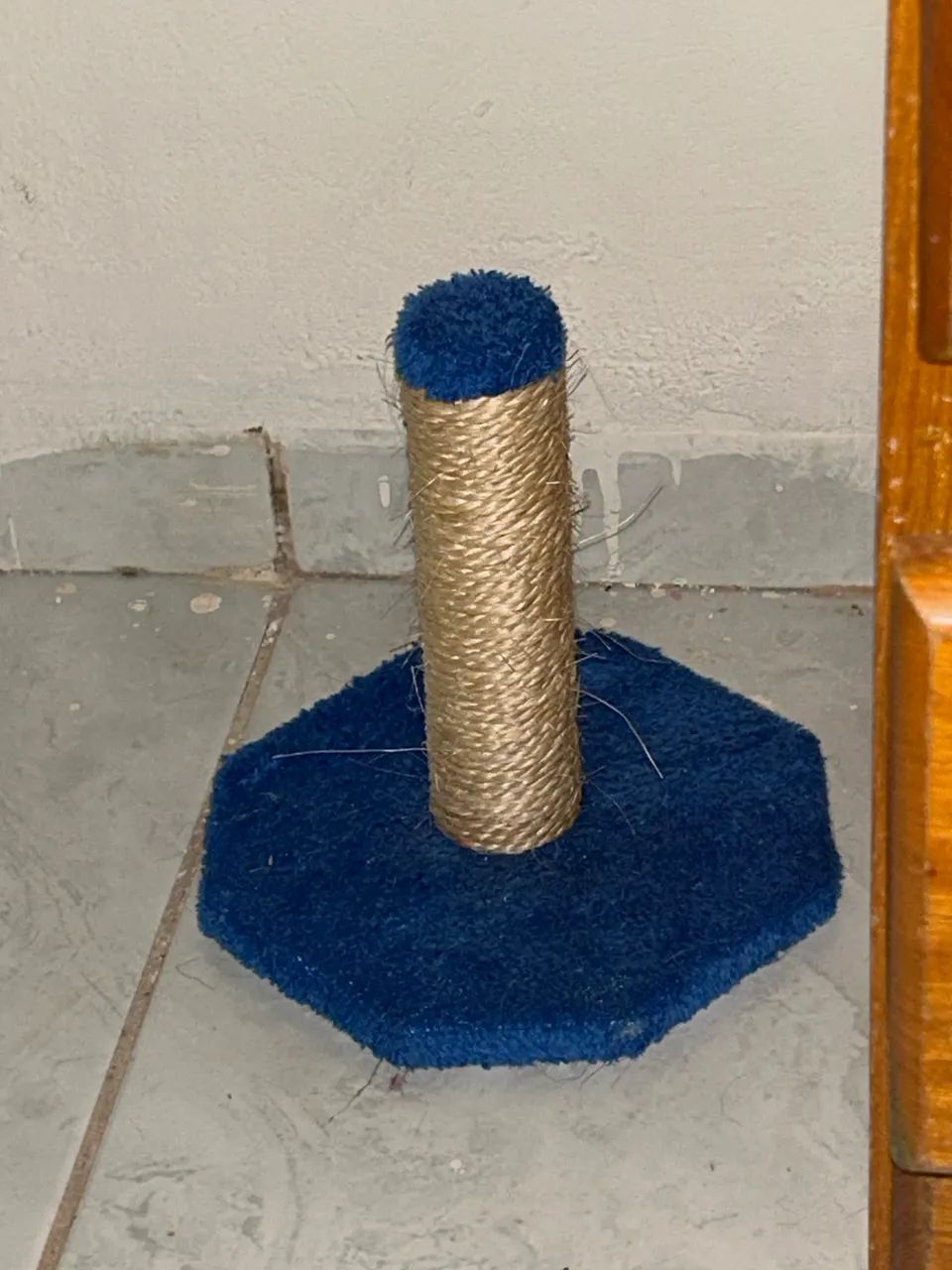 Arranhador pra gato!