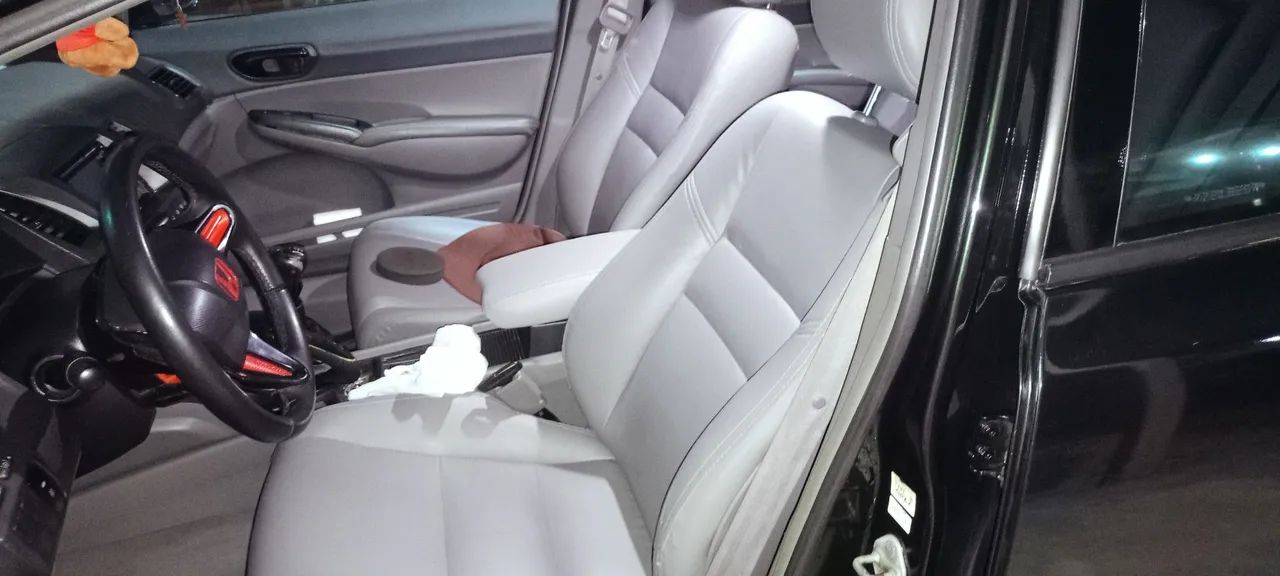 Honda Civic Civic Sedan LXS 1.8/1.8 Flex 16V Mec. 4p 2007
