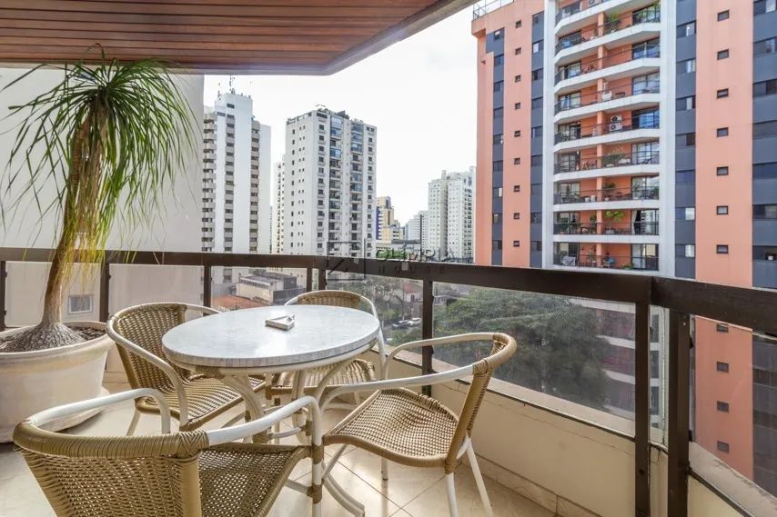 Venda Apartamento 3 Dormitórios - 216 m² Moema - Foto 4