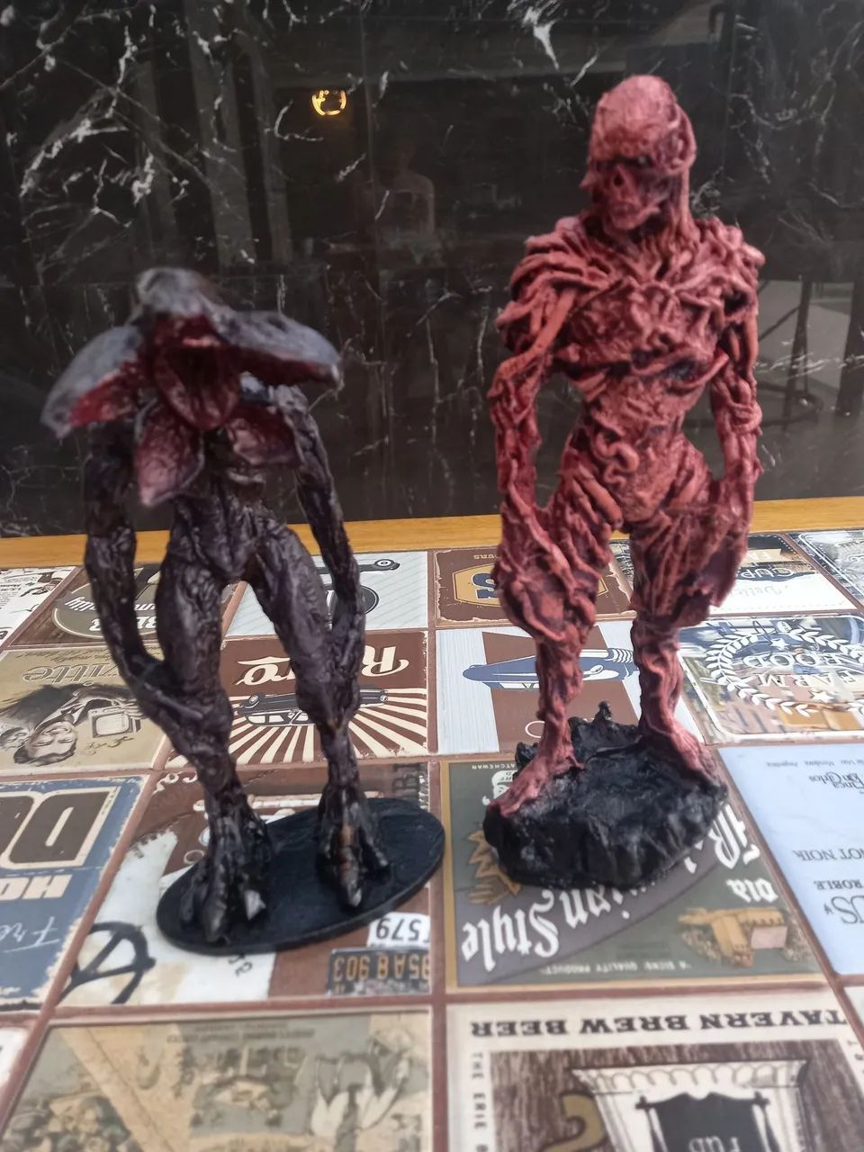 Vendo Objeto de Decoração Demongorgon e Vecna Stranger Things