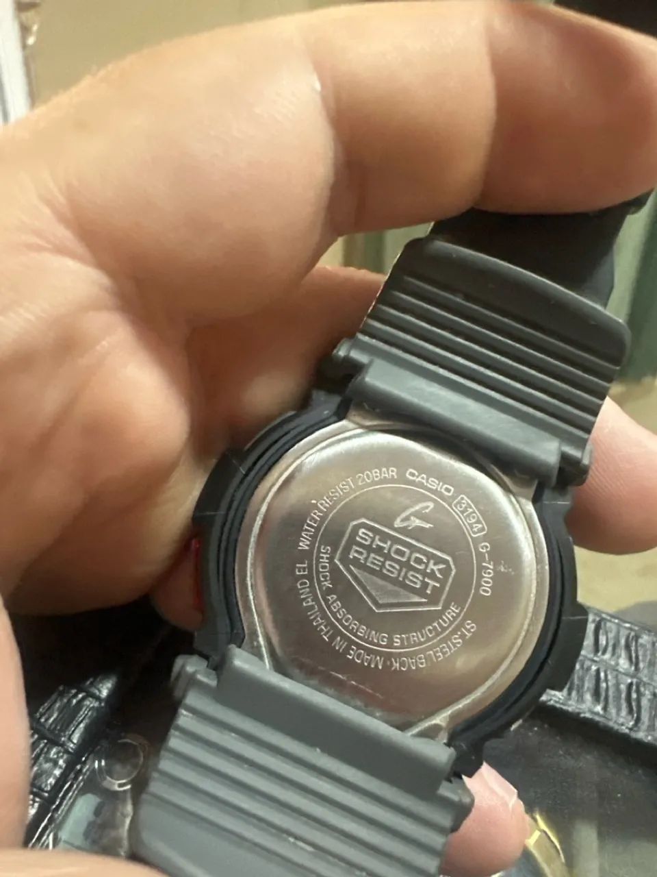 Vendo Casio g-shock original excelente estado  - Foto 2