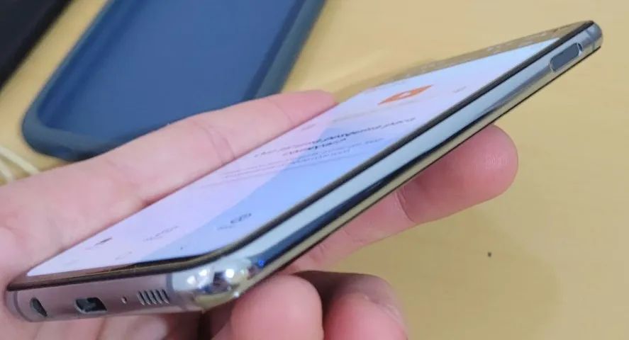 Samsung Galaxy S10e 128GB 6GB RAM - Impecável + Acessórios e Capas - Foto 5