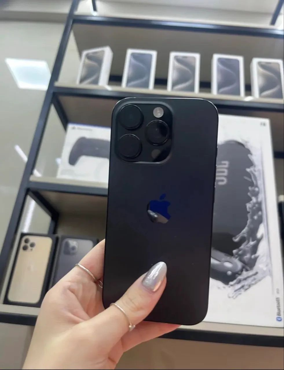 15 PRO 128 gb SEMI NOVO PRETO - Foto 2