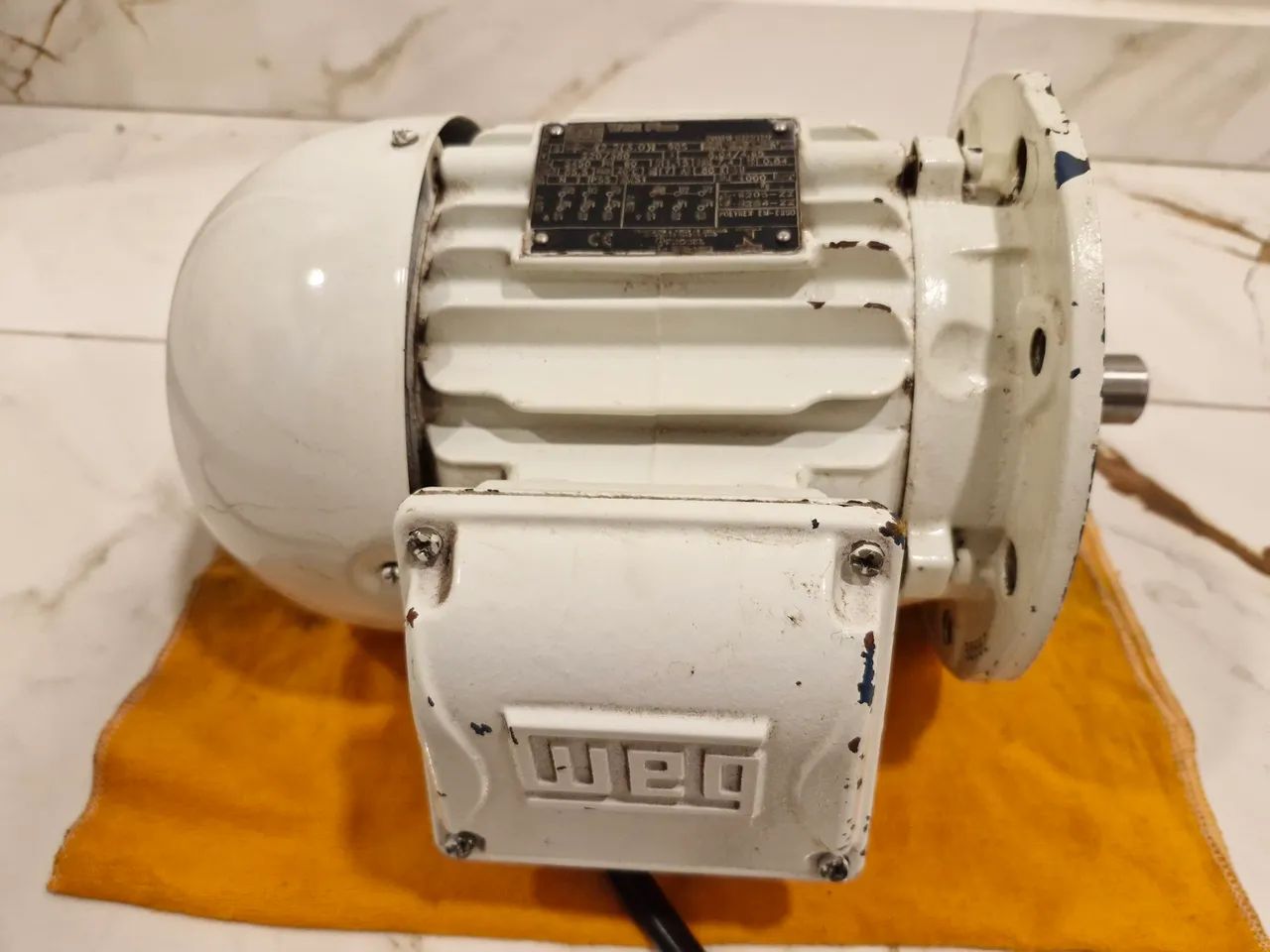 Motor Elétrico Trifásico WEG W22 Plus 3cv 3450 RPM - Funcionando Perfeitamente. - Foto 2