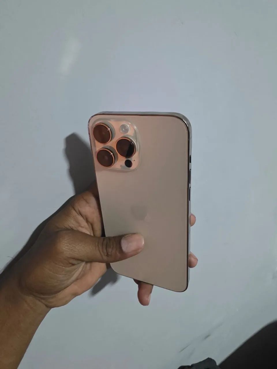 Vendo ou troco iphone 14 pro max  - Foto 3