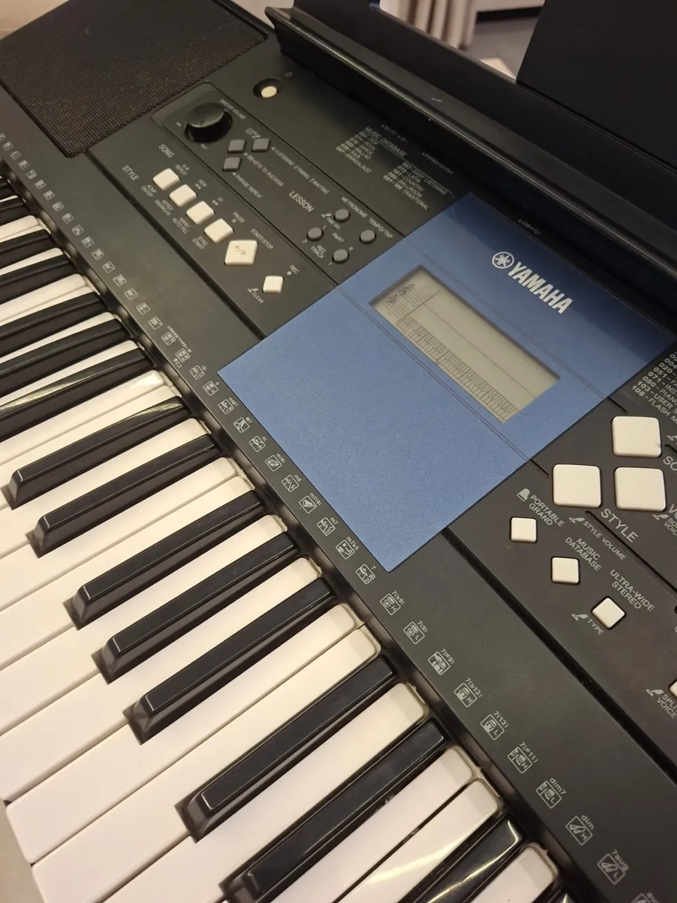 yamaha psr e333