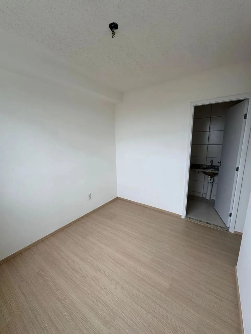 Apartamento 2 Qtos (1 Suite) | Varanda | Lazer Clube Completo | R$ 2.300 c/ Cond. + IPTU - Foto 10