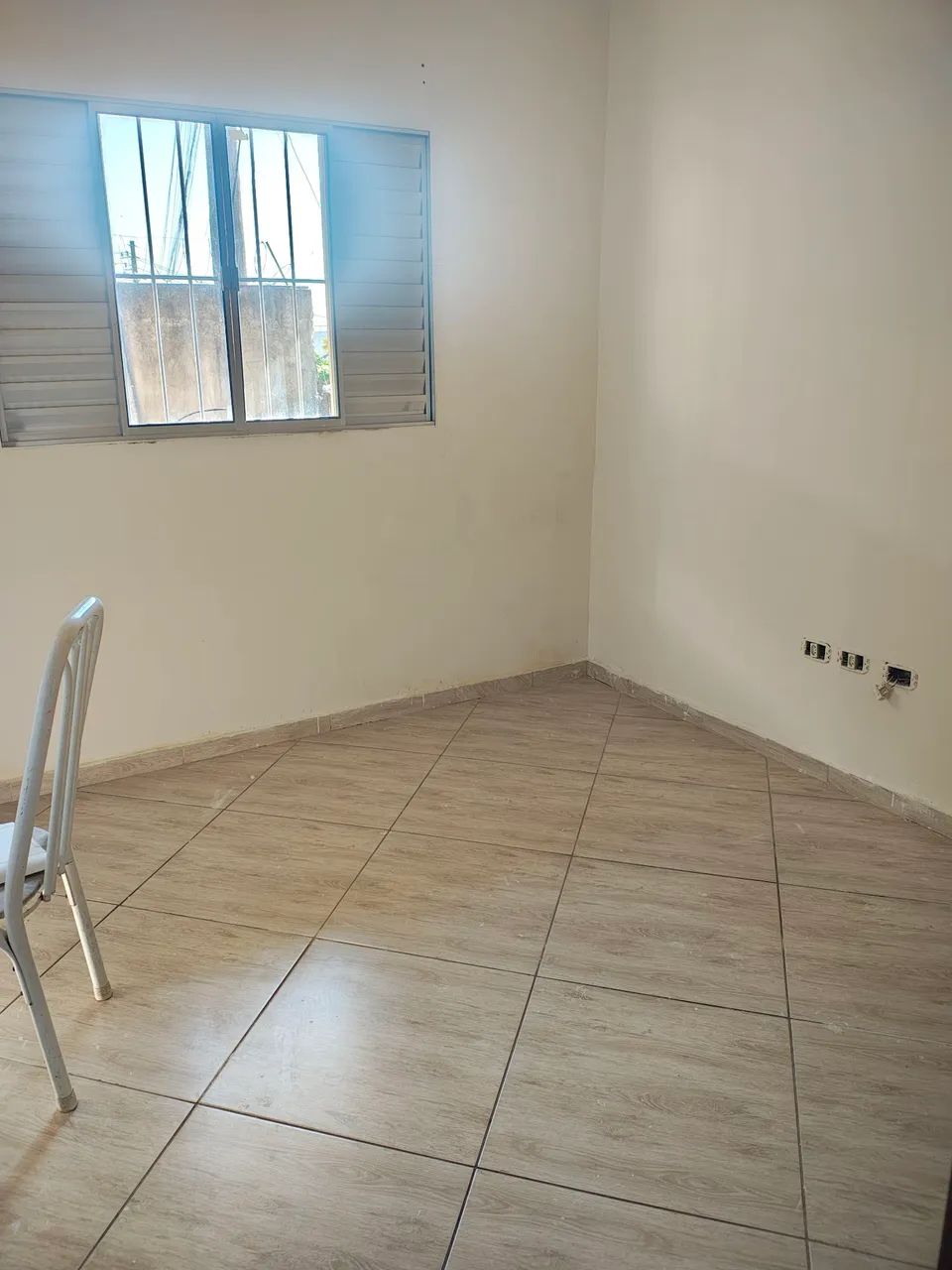 Aluga se casa  - Foto 4