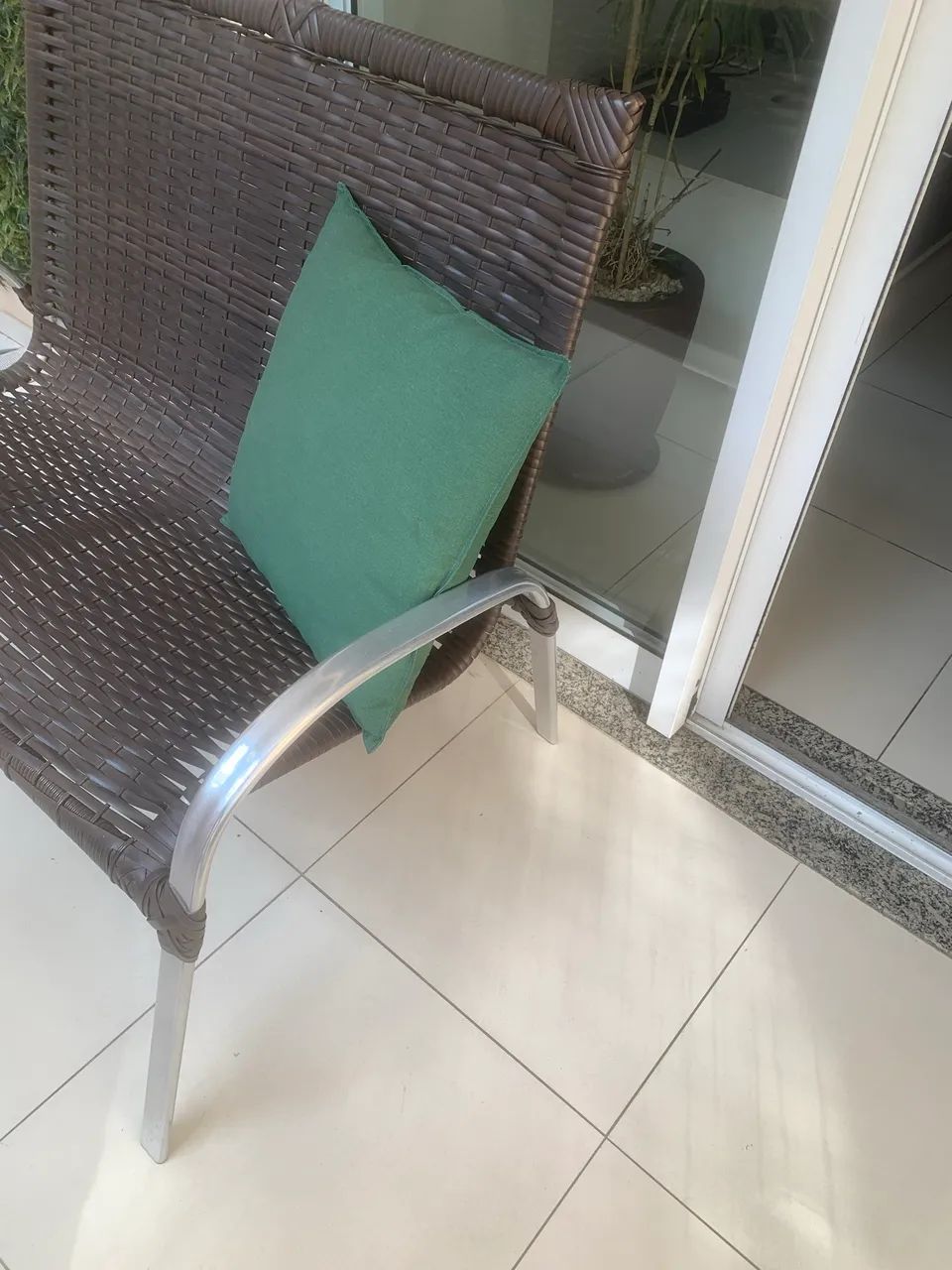 Namoradeira rattan com alunínio - Foto 2