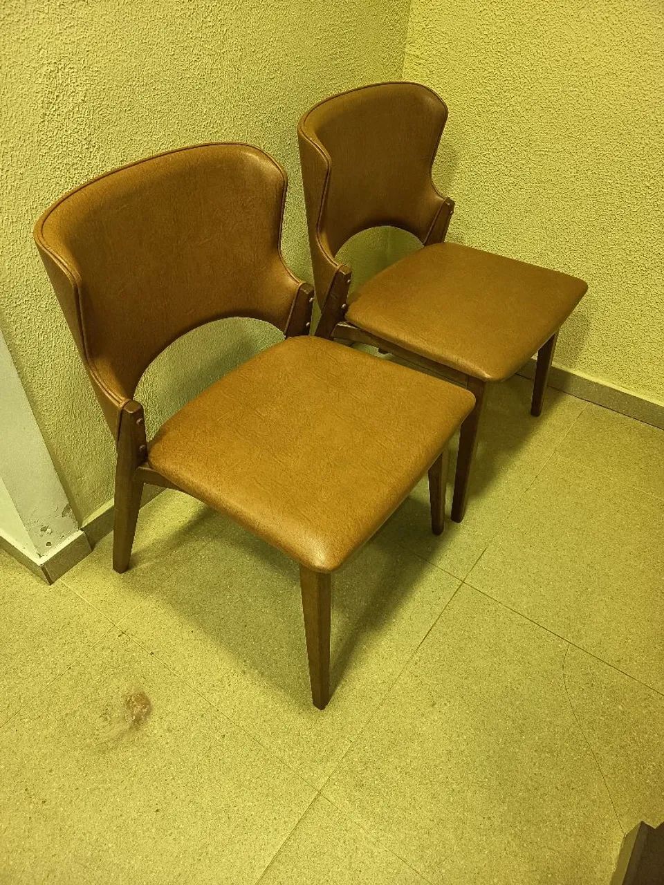 Cadeira Moderna - Foto 4